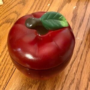 Apple Shaped Candle with lid— Red with Green Leaf